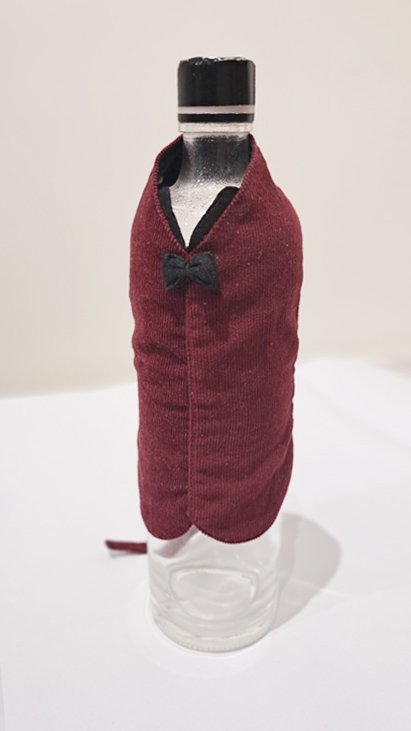 Wine Bottle Cover , fabric cover with tow